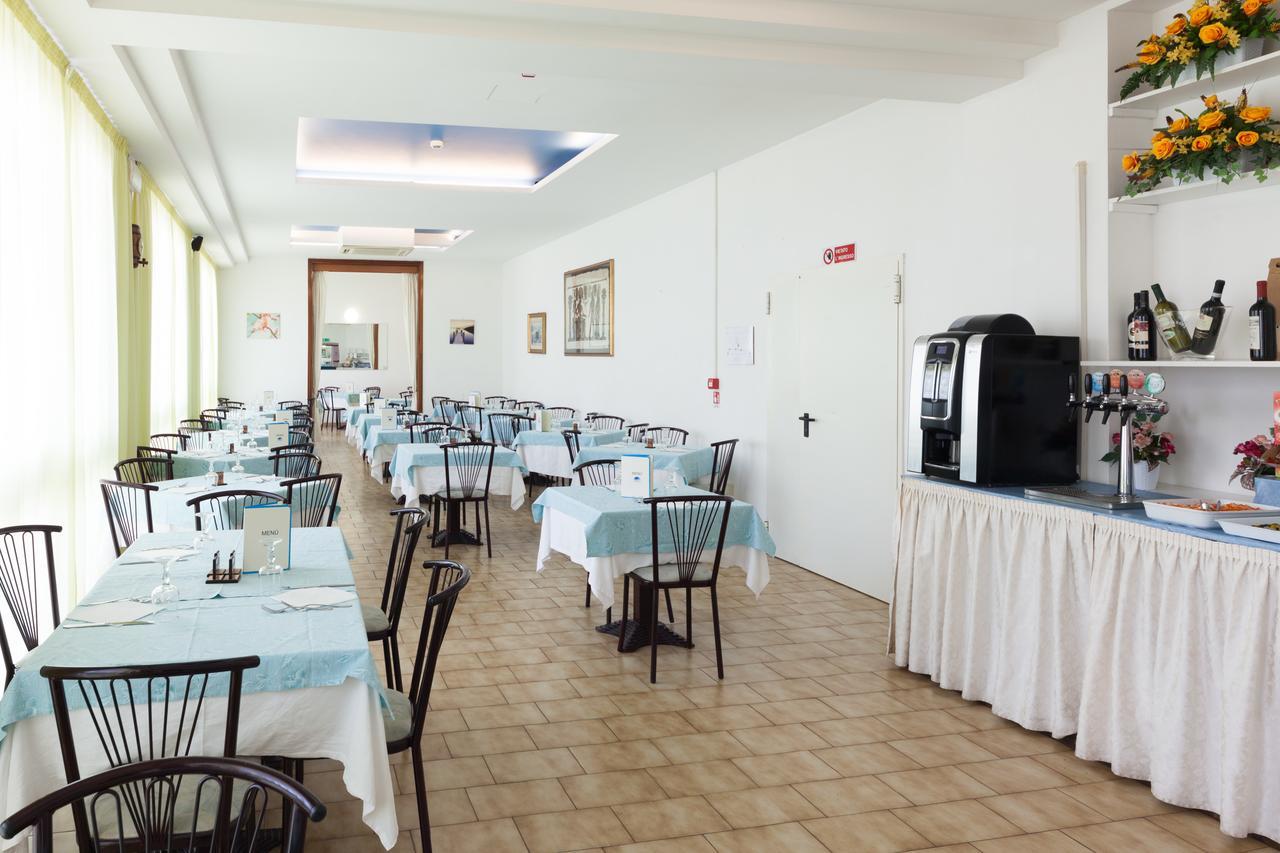 Nevia Hotel